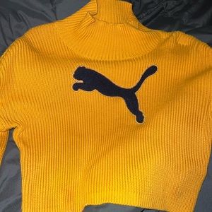 Fenty X puma crop sweater